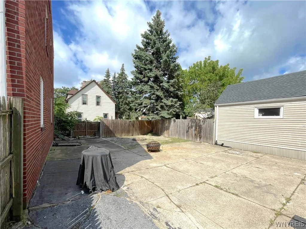31 Alpine Place, Cheektowaga, New York 14225, Cheektowaga, New York 14225, 2 Bedroom Bedrooms, 6 Room Rooms,1 BathroomBathrooms,Residential,For Sale,31 Alpine Place, Cheektowaga, New York 14225,0,B1724915