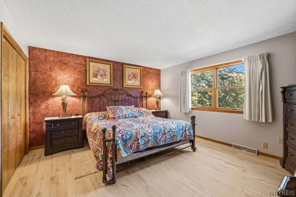 1069 Upper Mountain Road, Lewiston, New York 14092, Lewiston, New York 14092, 3 Bedroom Bedrooms, 8 Room Rooms,3 BathroomBathrooms,Residential,For Sale,1069 Upper Mountain Road, Lewiston, New York 14092,0,B1719465
