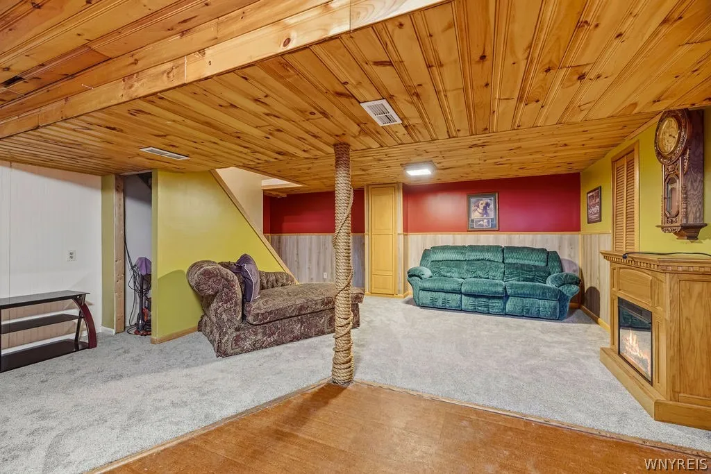 1069 Upper Mountain Road, Lewiston, New York 14092, Lewiston, New York 14092, 3 Bedroom Bedrooms, 8 Room Rooms,3 BathroomBathrooms,Residential,For Sale,1069 Upper Mountain Road, Lewiston, New York 14092,0,B1719465