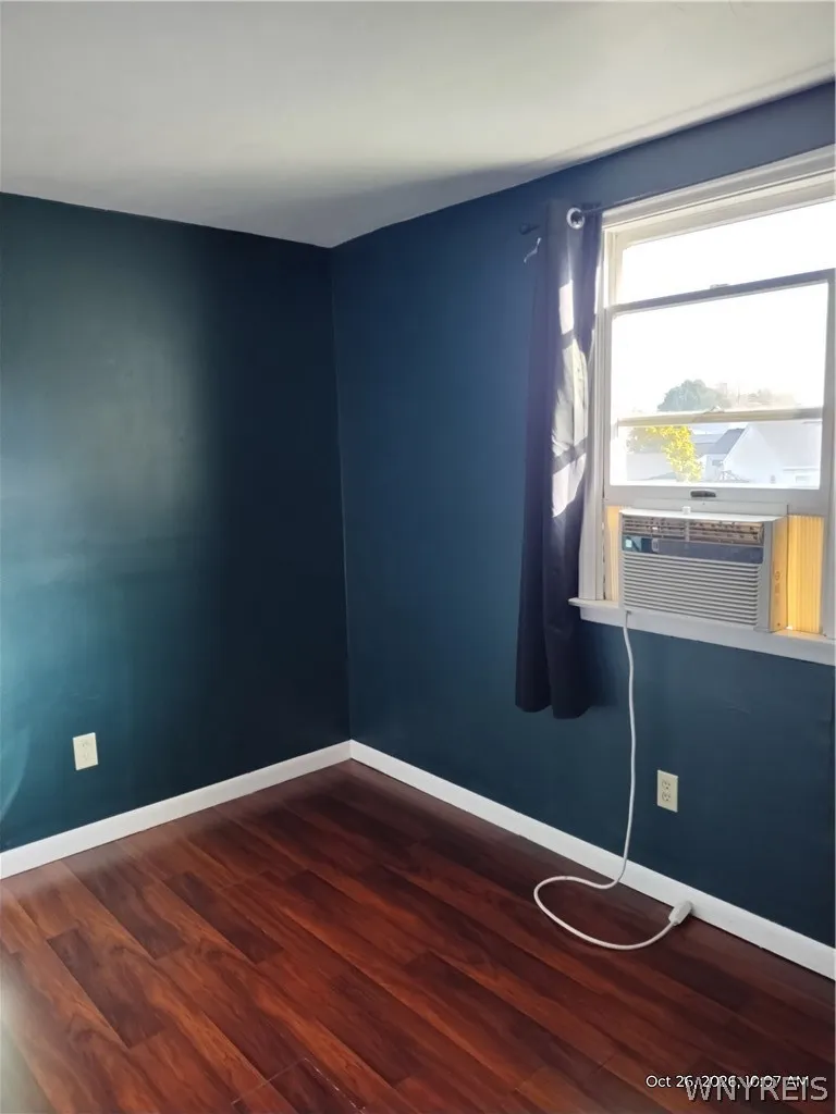 1287 89th Street, Niagara Falls, New York 14304, Niagara Falls, New York 14304, 4 Bedroom Bedrooms, 7 Room Rooms,1 BathroomBathrooms,Residential,For Sale,1287 89th Street, Niagara Falls, New York 14304,0,B1724513