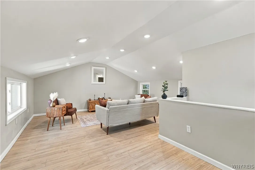 15545 Ridge Road West, Murray, New York 14477, Murray, New York 14477, 5 Bedroom Bedrooms, 9 Room Rooms,2 BathroomBathrooms,Residential,For Sale,15545 Ridge Road West, Murray, New York 14477,0,B1723323