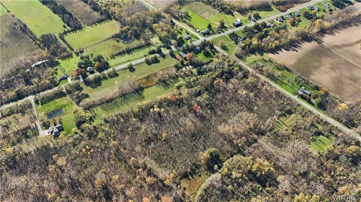 15545 Ridge Road West, Murray, New York 14477, Murray, New York 14477, 5 Bedroom Bedrooms, 9 Room Rooms,2 BathroomBathrooms,Residential,For Sale,15545 Ridge Road West, Murray, New York 14477,0,B1723323