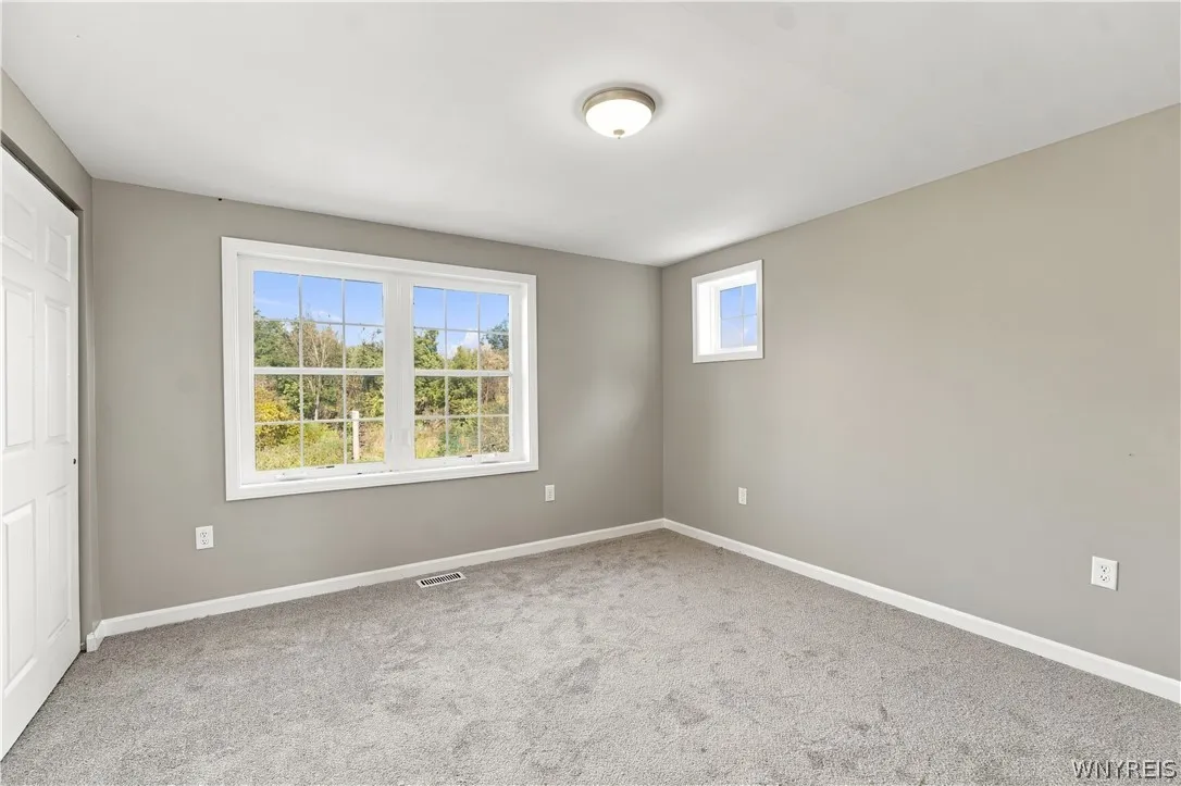 15545 Ridge Road West, Murray, New York 14477, Murray, New York 14477, 5 Bedroom Bedrooms, 9 Room Rooms,2 BathroomBathrooms,Residential,For Sale,15545 Ridge Road West, Murray, New York 14477,0,B1723323