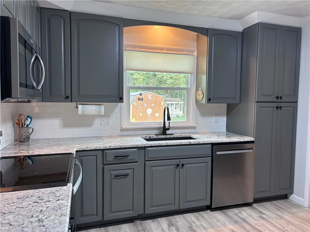 24 Flint Road, Big Flats, New York 14845, Big Flats, New York 14845, 3 Bedroom Bedrooms, 9 Room Rooms,1 BathroomBathrooms,Residential,For Sale,24 Flint Road, Big Flats, New York 14845,0,R1724921