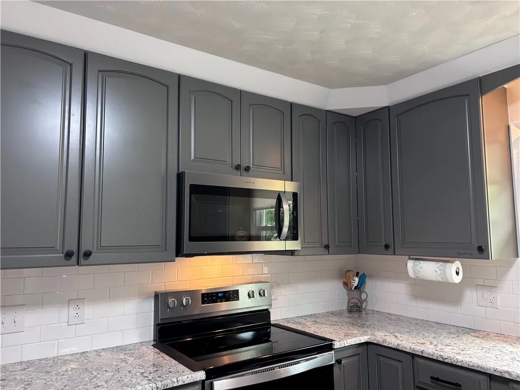 24 Flint Road, Big Flats, New York 14845, Big Flats, New York 14845, 3 Bedroom Bedrooms, 9 Room Rooms,1 BathroomBathrooms,Residential,For Sale,24 Flint Road, Big Flats, New York 14845,0,R1724921