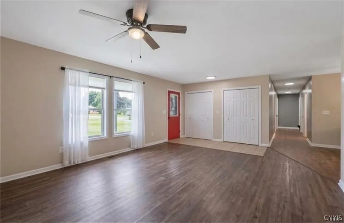 31 Franklin Avenue, Oswego, New York 13126, Oswego, New York 13126, 3 Bedroom Bedrooms, 8 Room Rooms,2 BathroomBathrooms,Residential Lease,For Rent,31 Franklin Avenue, Oswego, New York 13126,0,S1724245