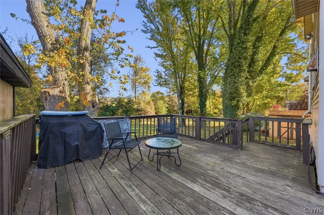 114 Maclaughlin Street, Camillus, New York 13031, Camillus, New York 13031, 3 Bedroom Bedrooms, 7 Room Rooms,2 BathroomBathrooms,Residential,For Sale,114 Maclaughlin Street, Camillus, New York 13031,0,S1724825