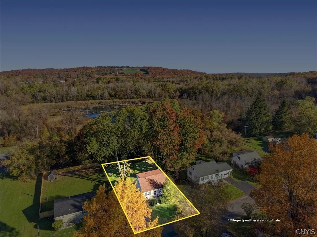 114 Maclaughlin Street, Camillus, New York 13031, Camillus, New York 13031, 3 Bedroom Bedrooms, 7 Room Rooms,2 BathroomBathrooms,Residential,For Sale,114 Maclaughlin Street, Camillus, New York 13031,0,S1724825