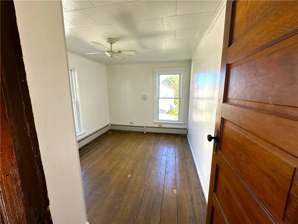 52 Main Street, Urbana, New York 14840, Urbana, New York 14840, 3 Bedroom Bedrooms, 6 Room Rooms,1 BathroomBathrooms,Residential,For Sale,52 Main Street, Urbana, New York 14840,0,R1722867