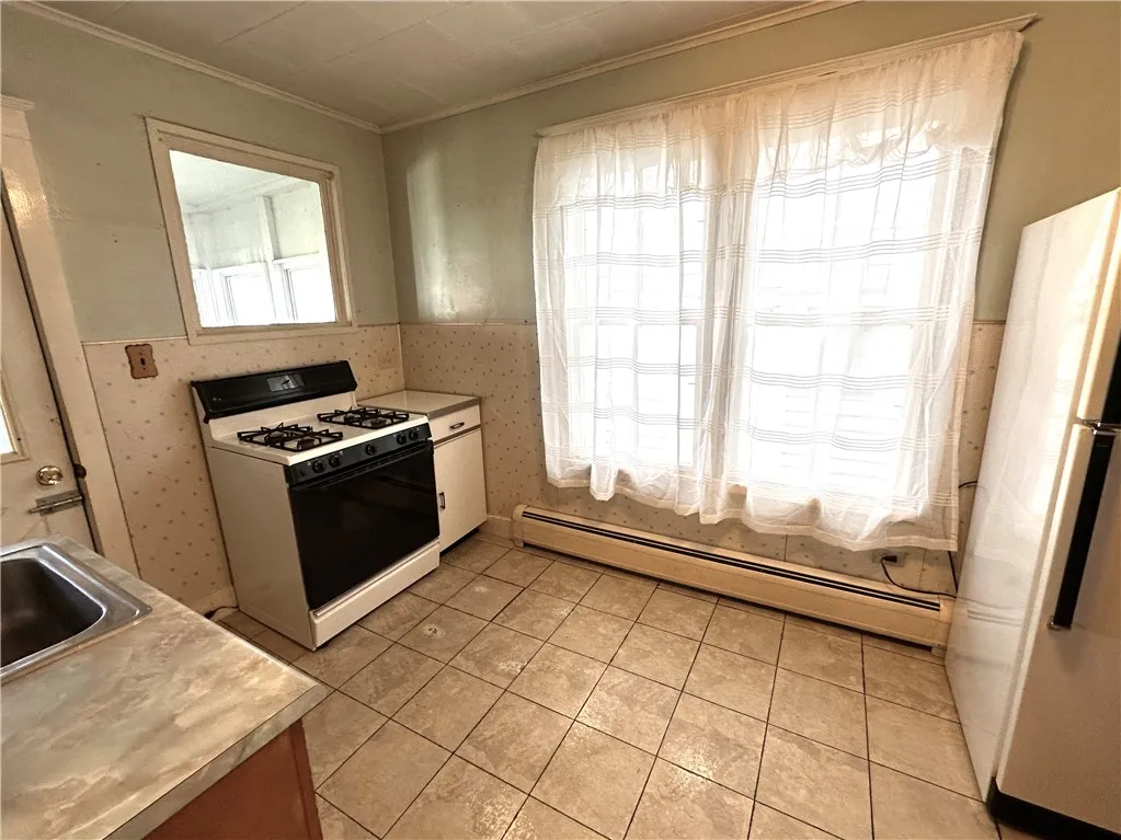 52 Main Street, Urbana, New York 14840, Urbana, New York 14840, 3 Bedroom Bedrooms, 6 Room Rooms,1 BathroomBathrooms,Residential,For Sale,52 Main Street, Urbana, New York 14840,0,R1722867