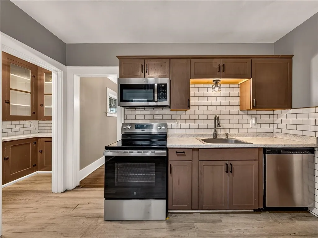 145 Macbeth Street, Rochester, New York 14609, Rochester, New York 14609, 3 Bedroom Bedrooms, 6 Room Rooms,1 BathroomBathrooms,Residential,For Sale,145 Macbeth Street, Rochester, New York 14609,0,R1724900