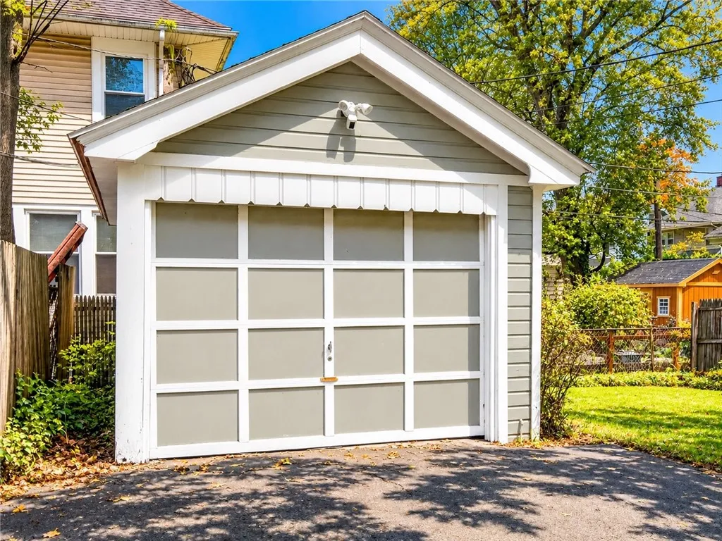 145 Macbeth Street, Rochester, New York 14609, Rochester, New York 14609, 3 Bedroom Bedrooms, 6 Room Rooms,1 BathroomBathrooms,Residential,For Sale,145 Macbeth Street, Rochester, New York 14609,0,R1724900