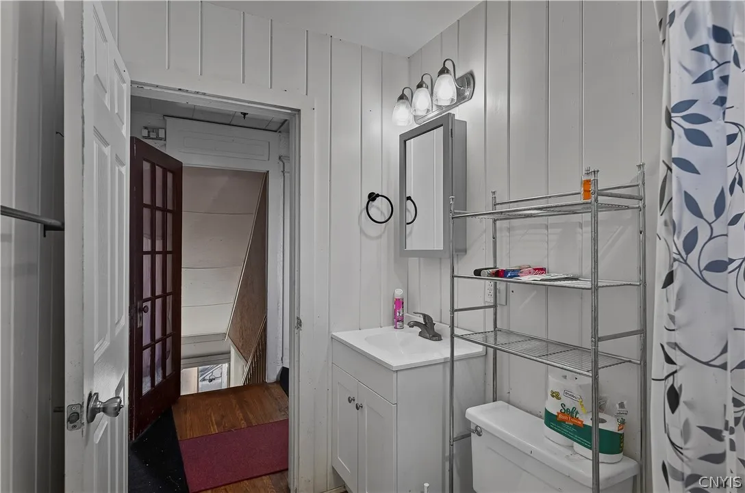 206 Main Street, Whitestown, New York 13492, Whitestown, New York 13492, 4 Bedroom Bedrooms, ,2 BathroomBathrooms,Residential,For Sale,206 Main Street, Whitestown, New York 13492,0,S1722155