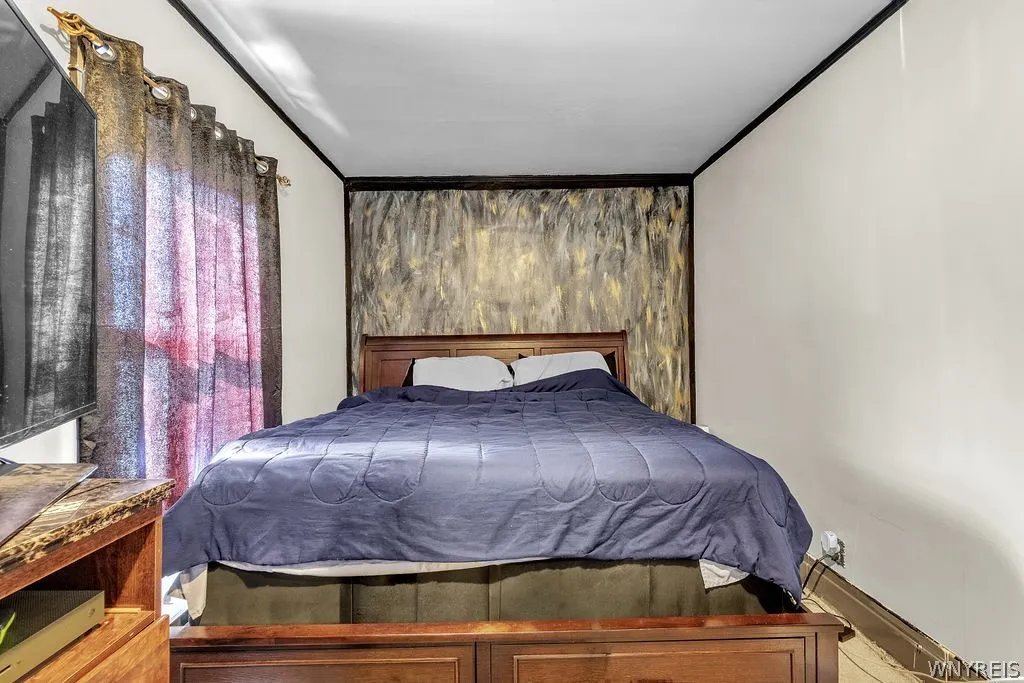 2412 Ontario Avenue, Niagara Falls, New York 14305, Niagara Falls, New York 14305, 3 Bedroom Bedrooms, 6 Room Rooms,1 BathroomBathrooms,Residential,For Sale,2412 Ontario Avenue, Niagara Falls, New York 14305,0,B1724543