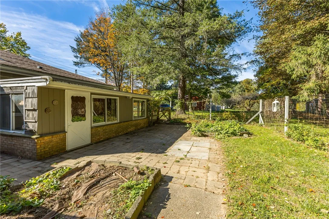 754 Herman Road, Webster, New York 14580, Webster, New York 14580, 5 Bedroom Bedrooms, ,2 BathroomBathrooms,Residential,For Sale,754 Herman Road, Webster, New York 14580,0,R1724533