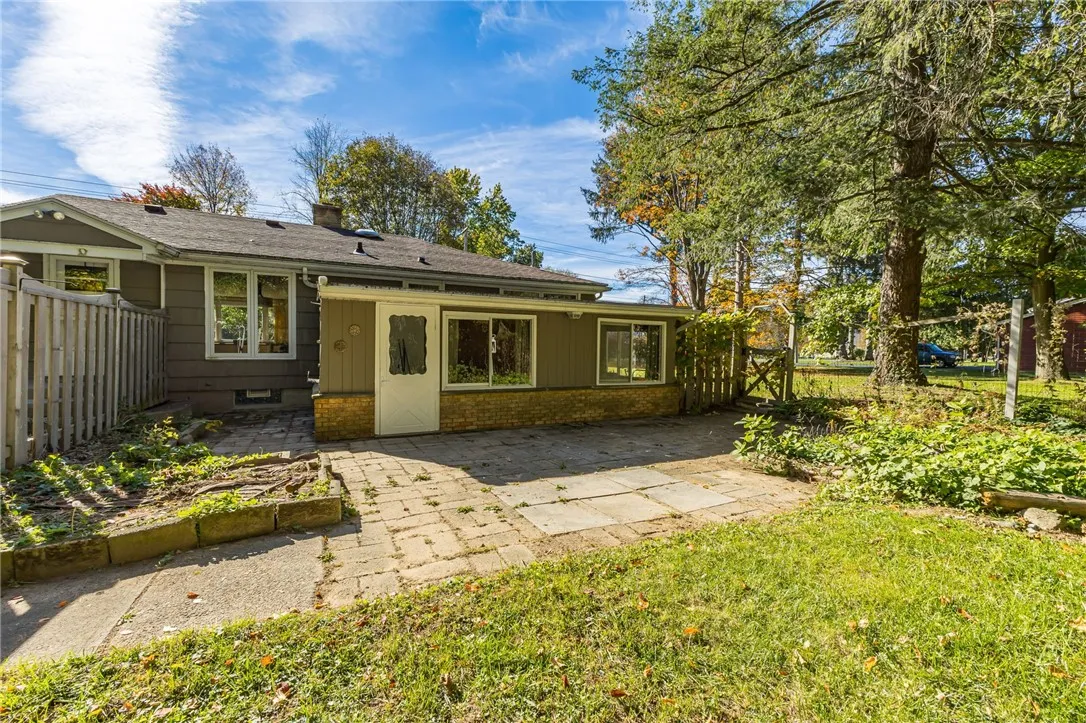 754 Herman Road, Webster, New York 14580, Webster, New York 14580, 5 Bedroom Bedrooms, ,2 BathroomBathrooms,Residential,For Sale,754 Herman Road, Webster, New York 14580,0,R1724533