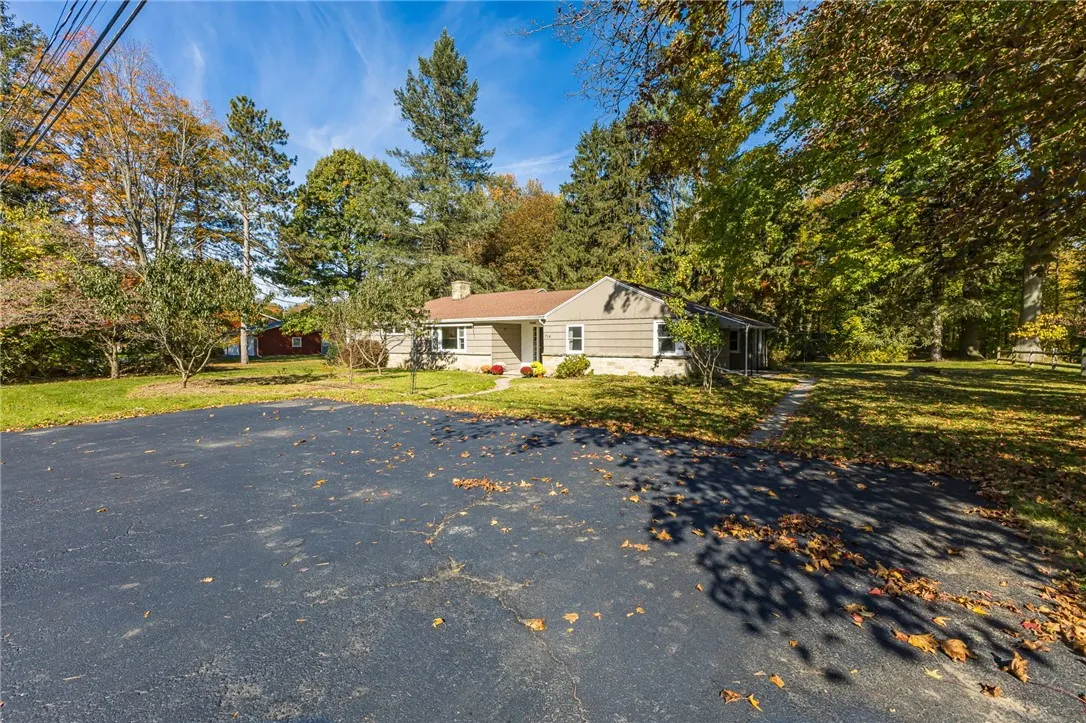754 Herman Road, Webster, New York 14580, Webster, New York 14580, 5 Bedroom Bedrooms, ,2 BathroomBathrooms,Residential,For Sale,754 Herman Road, Webster, New York 14580,0,R1724533