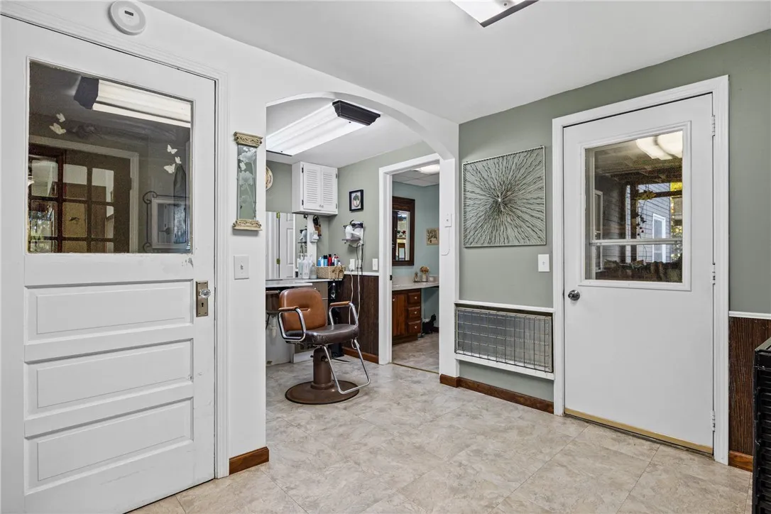 6151 Clinton Street Road, Stafford, New York 14416, Stafford, New York 14416, 3 Bedroom Bedrooms, 9 Room Rooms,2 BathroomBathrooms,Residential,For Sale,6151 Clinton Street Road, Stafford, New York 14416,0,R1724619