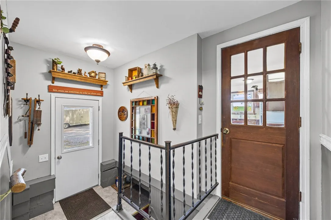6151 Clinton Street Road, Stafford, New York 14416, Stafford, New York 14416, 3 Bedroom Bedrooms, 9 Room Rooms,2 BathroomBathrooms,Residential,For Sale,6151 Clinton Street Road, Stafford, New York 14416,0,R1724619