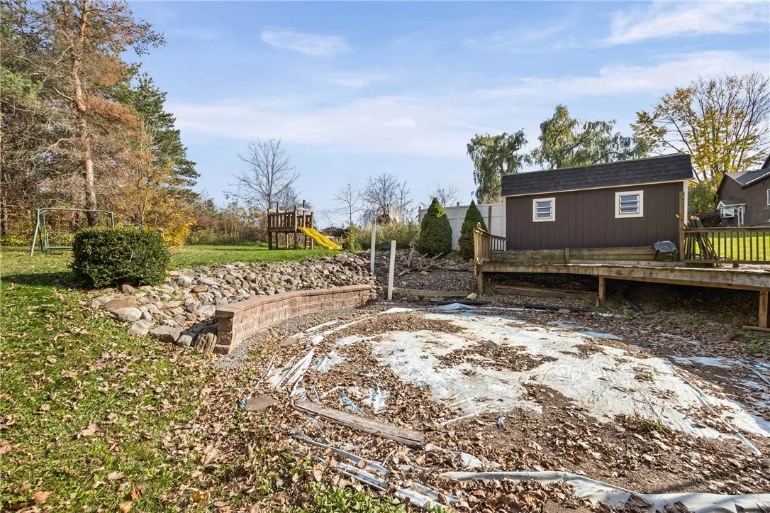 6151 Clinton Street Road, Stafford, New York 14416, Stafford, New York 14416, 3 Bedroom Bedrooms, 9 Room Rooms,2 BathroomBathrooms,Residential,For Sale,6151 Clinton Street Road, Stafford, New York 14416,0,R1724619