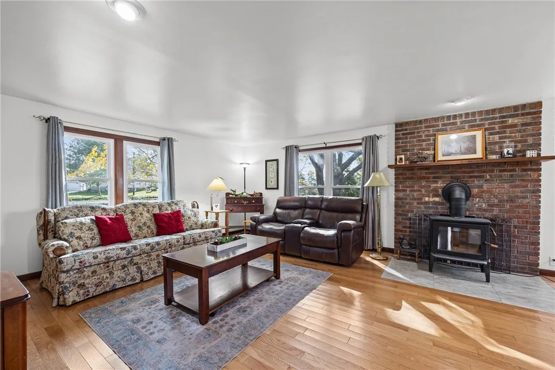 6151 Clinton Street Road, Stafford, New York 14416, Stafford, New York 14416, 3 Bedroom Bedrooms, 9 Room Rooms,2 BathroomBathrooms,Residential,For Sale,6151 Clinton Street Road, Stafford, New York 14416,0,R1724619