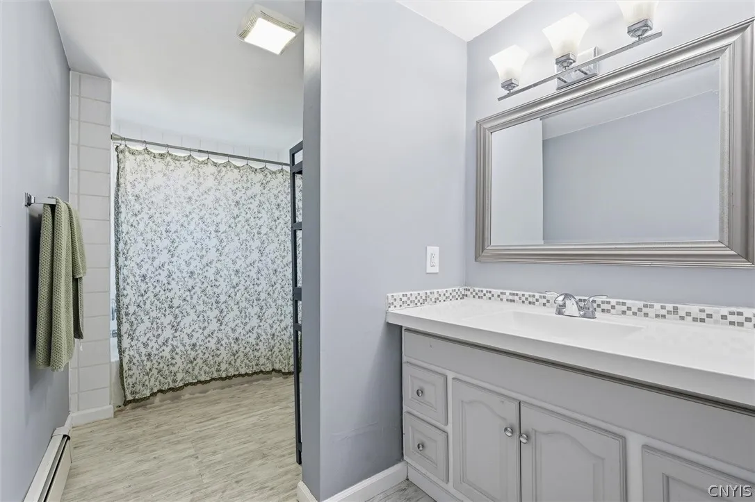 539 Main Street, Schroeppel, New York 13135, Schroeppel, New York 13135, 3 Bedroom Bedrooms, 9 Room Rooms,2 BathroomBathrooms,Residential,For Sale,539 Main Street, Schroeppel, New York 13135,0,S1724627
