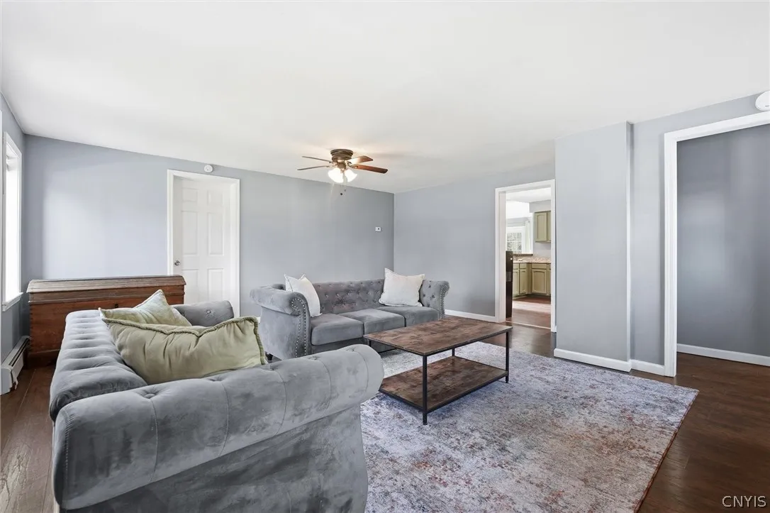 539 Main Street, Schroeppel, New York 13135, Schroeppel, New York 13135, 3 Bedroom Bedrooms, 9 Room Rooms,2 BathroomBathrooms,Residential,For Sale,539 Main Street, Schroeppel, New York 13135,0,S1724627