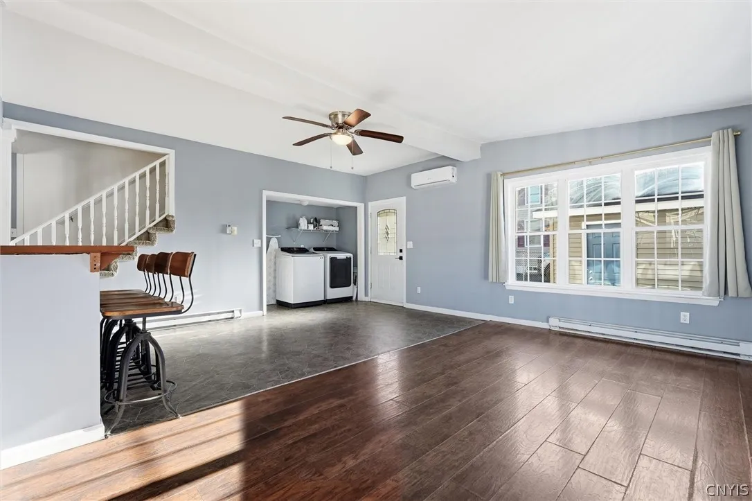 539 Main Street, Schroeppel, New York 13135, Schroeppel, New York 13135, 3 Bedroom Bedrooms, 9 Room Rooms,2 BathroomBathrooms,Residential,For Sale,539 Main Street, Schroeppel, New York 13135,0,S1724627