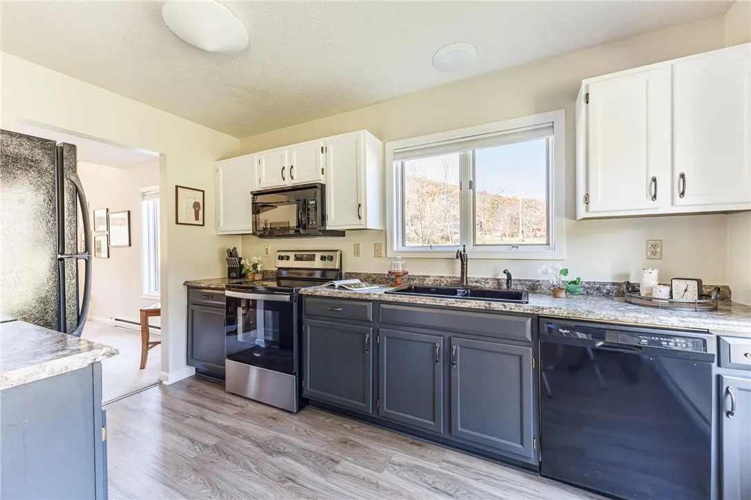 17 Northstar Drive, South Bristol, New York 14424, South Bristol, New York 14424, 3 Bedroom Bedrooms, ,2 BathroomBathrooms,Residential,For Sale,17 Northstar Drive, South Bristol, New York 14424,0,R1724537