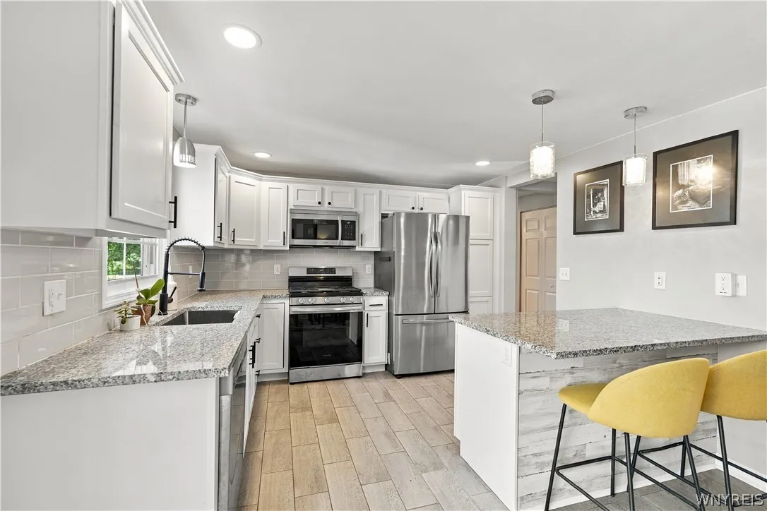 58 West Klein Road, Amherst, New York 14221, Amherst, New York 14221, 3 Bedroom Bedrooms, 7 Room Rooms,2 BathroomBathrooms,Residential,For Sale,58 West Klein Road, Amherst, New York 14221,0,B1723998