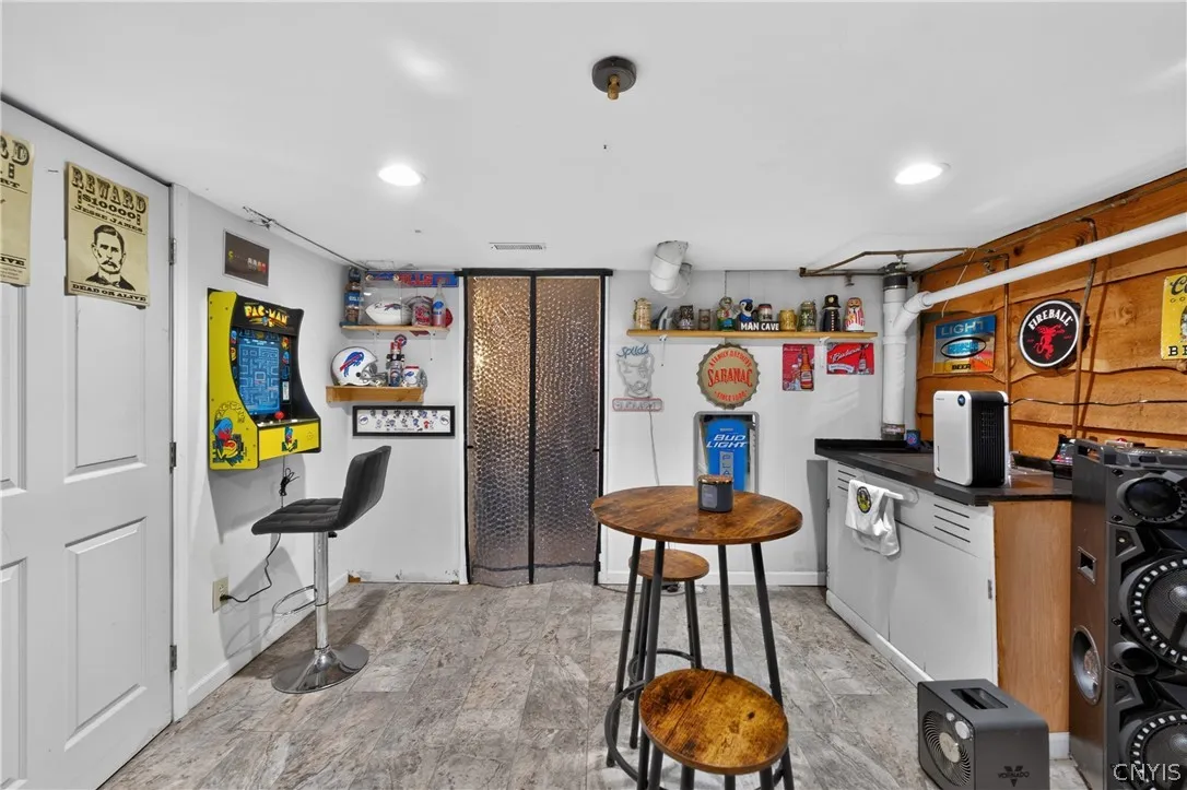 291 Main Street, Whitestown, New York 13492, Whitestown, New York 13492, 4 Bedroom Bedrooms, 12 Room Rooms,1 BathroomBathrooms,Residential,For Sale,291 Main Street, Whitestown, New York 13492,0,S1723662