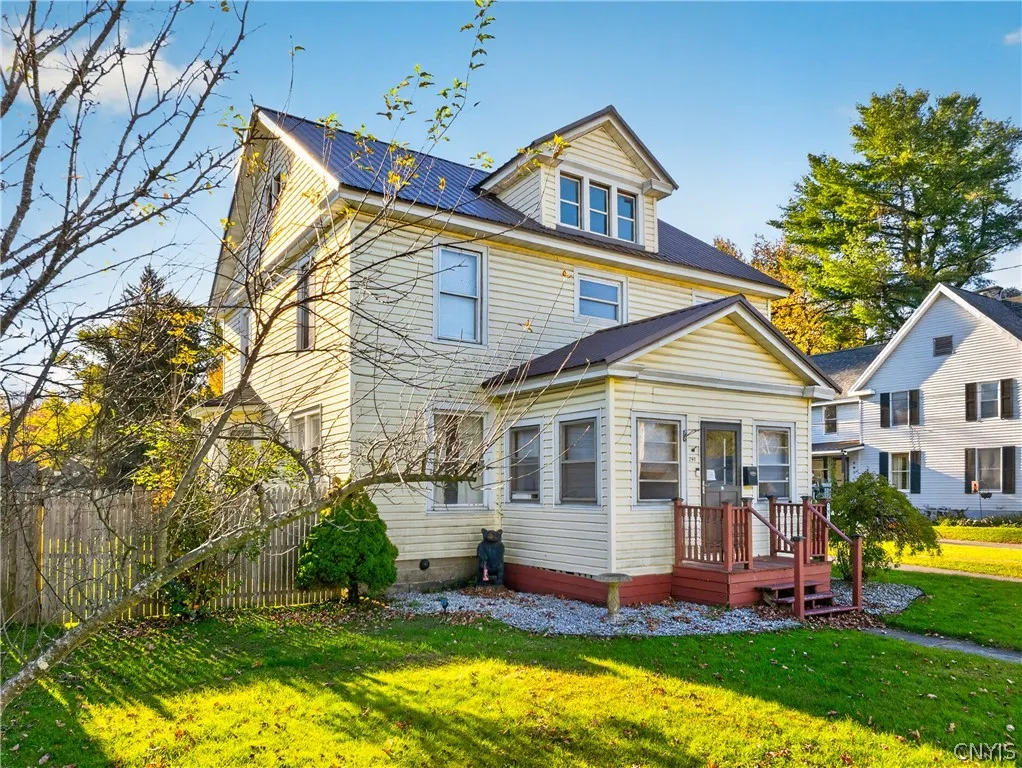 291 Main Street, Whitestown, New York 13492, Whitestown, New York 13492, 4 Bedroom Bedrooms, 12 Room Rooms,1 BathroomBathrooms,Residential,For Sale,291 Main Street, Whitestown, New York 13492,0,S1723662