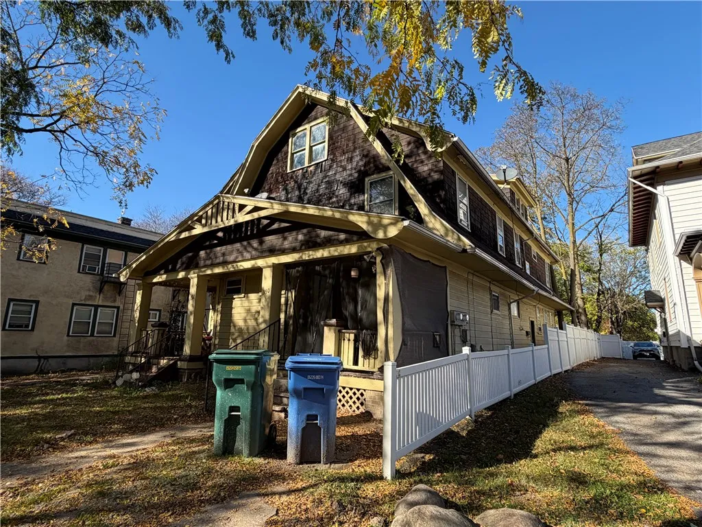150-152 Chili Avenue 152, Rochester, New York 1461, Rochester, New York 14611, 6 Bedroom Bedrooms, ,2 BathroomBathrooms,Residential,For Sale,150-152 Chili Avenue 152, Rochester, New York 1461,0,R1724325