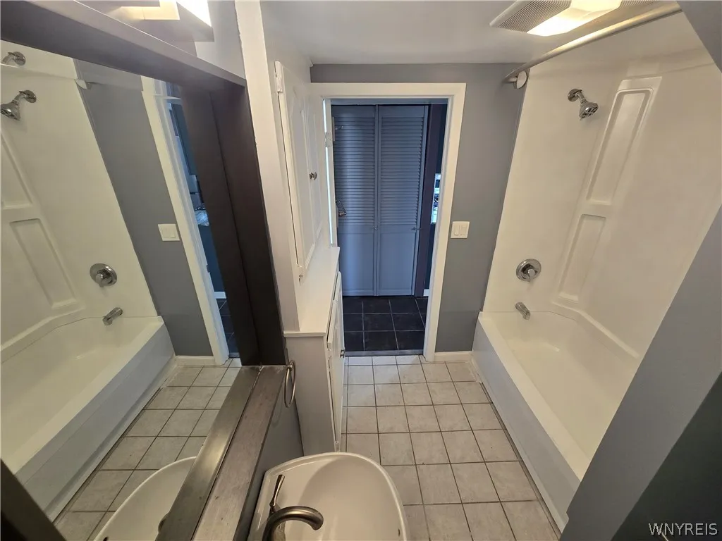 2623 Hakanaw Avenue, Hamburg, New York 14075, Hamburg, New York 14075, 3 Bedroom Bedrooms, 5 Room Rooms,2 BathroomBathrooms,Residential,For Sale,2623 Hakanaw Avenue, Hamburg, New York 14075,0,B1724560
