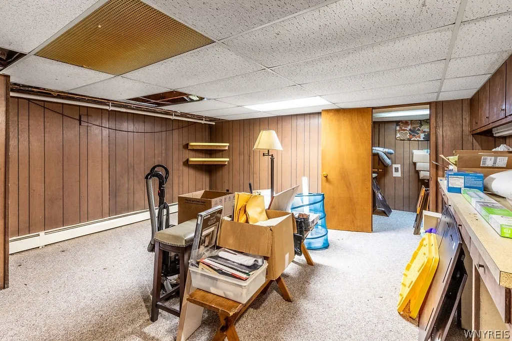 8927 Hurlburt Lane, Clarence, New York 14031, Clarence, New York 14031, 5 Bedroom Bedrooms, 10 Room Rooms,2 BathroomBathrooms,Residential,For Sale,8927 Hurlburt Lane, Clarence, New York 14031,0,B1724635