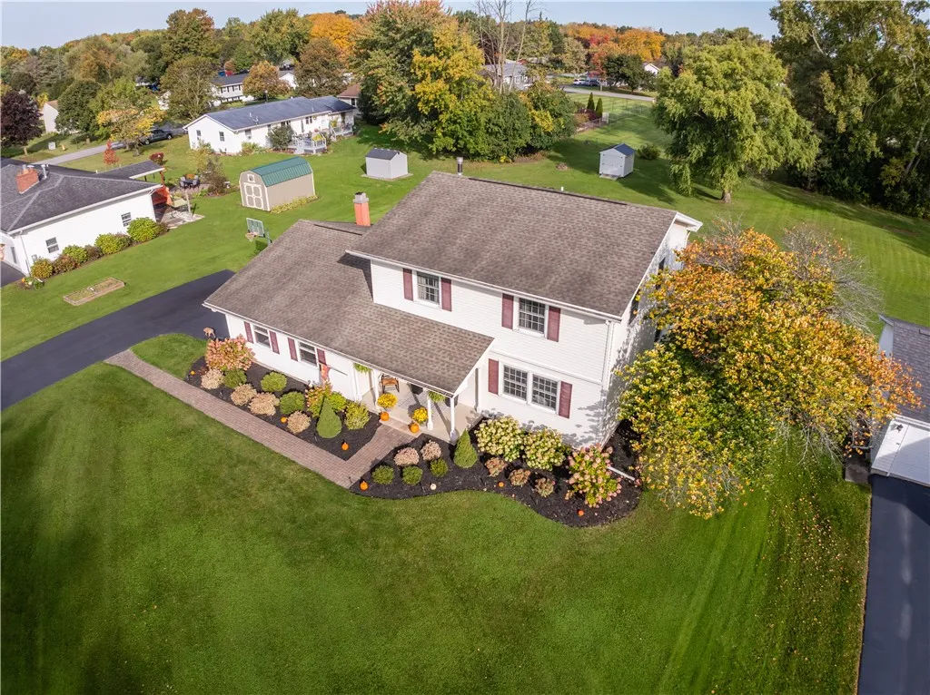 3 Seminole Avenue, Geneseo, New York 14454, Geneseo, New York 14454, 4 Bedroom Bedrooms, 9 Room Rooms,2 BathroomBathrooms,Residential,For Sale,3 Seminole Avenue, Geneseo, New York 14454,0,R1720073
