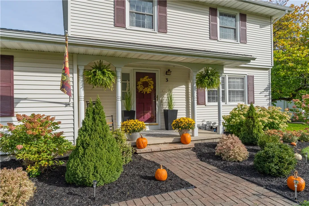 3 Seminole Avenue, Geneseo, New York 14454, Geneseo, New York 14454, 4 Bedroom Bedrooms, 9 Room Rooms,2 BathroomBathrooms,Residential,For Sale,3 Seminole Avenue, Geneseo, New York 14454,0,R1720073