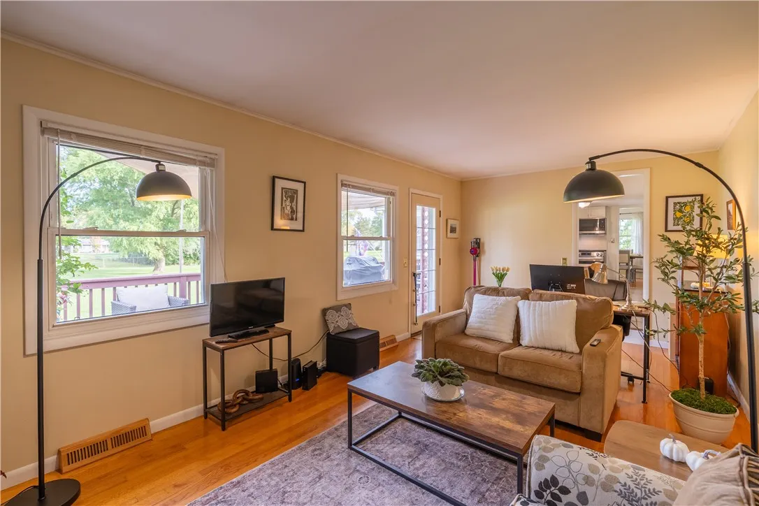 3 Seminole Avenue, Geneseo, New York 14454, Geneseo, New York 14454, 4 Bedroom Bedrooms, 9 Room Rooms,2 BathroomBathrooms,Residential,For Sale,3 Seminole Avenue, Geneseo, New York 14454,0,R1720073