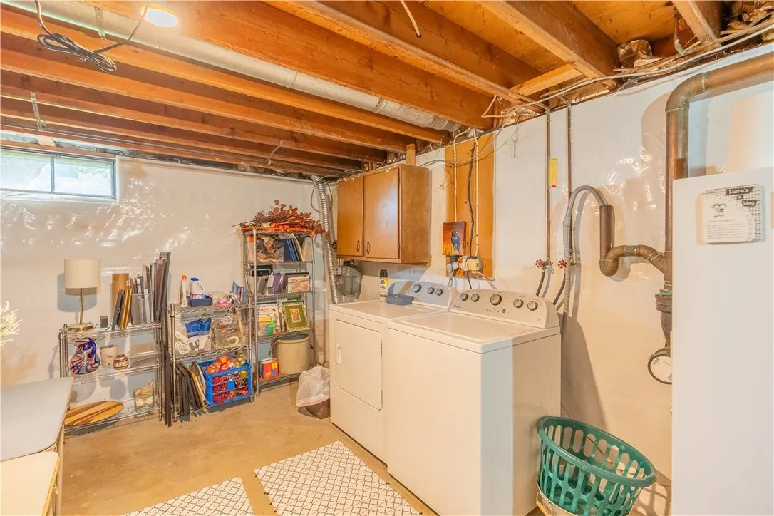 3 Seminole Avenue, Geneseo, New York 14454, Geneseo, New York 14454, 4 Bedroom Bedrooms, 9 Room Rooms,2 BathroomBathrooms,Residential,For Sale,3 Seminole Avenue, Geneseo, New York 14454,0,R1720073