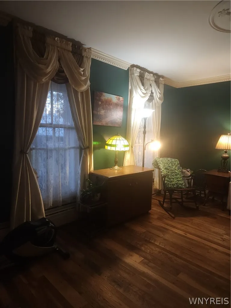 A very relaxing room to enjoy with family & friends!