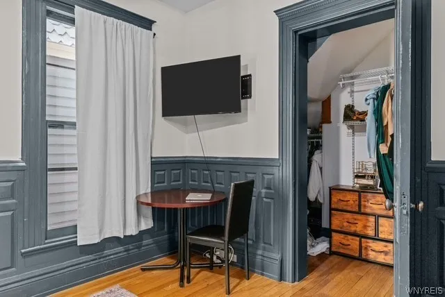 58 Cottage Street 1, Buffalo, New York 14201, Buffalo, New York 14201, 1 Bedroom Bedrooms, 4 Room Rooms,1 BathroomBathrooms,Residential Lease,For Rent,58 Cottage Street 1, Buffalo, New York 14201,0,B1720762