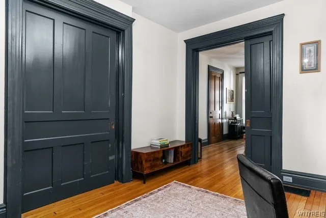 58 Cottage Street 1, Buffalo, New York 14201, Buffalo, New York 14201, 1 Bedroom Bedrooms, 4 Room Rooms,1 BathroomBathrooms,Residential Lease,For Rent,58 Cottage Street 1, Buffalo, New York 14201,0,B1720762