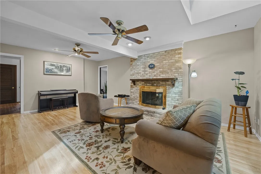 21 Hidden Creek Circle, Perinton, New York 14534, Perinton, New York 14534, 4 Bedroom Bedrooms, 7 Room Rooms,2 BathroomBathrooms,Residential,For Sale,21 Hidden Creek Circle, Perinton, New York 14534,0,R1725055