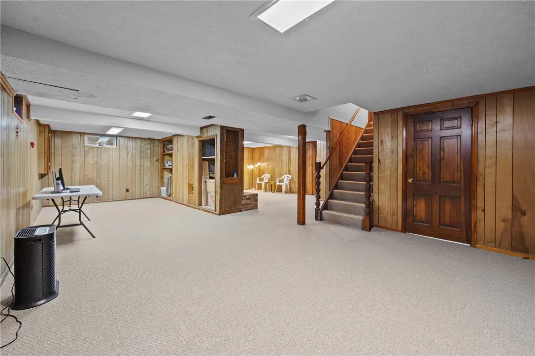 21 Hidden Creek Circle, Perinton, New York 14534, Perinton, New York 14534, 4 Bedroom Bedrooms, 7 Room Rooms,2 BathroomBathrooms,Residential,For Sale,21 Hidden Creek Circle, Perinton, New York 14534,0,R1725055