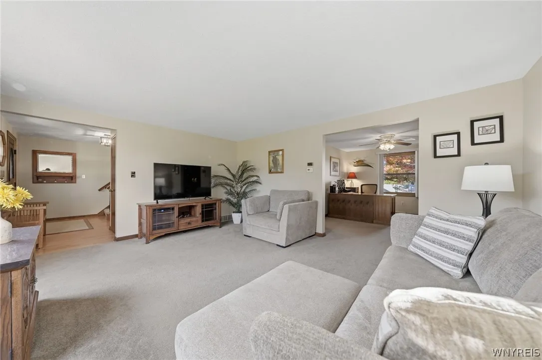 3540 Heatherwood Drive, Hamburg, New York 14075, Hamburg, New York 14075, 3 Bedroom Bedrooms, 8 Room Rooms,2 BathroomBathrooms,Residential,For Sale,3540 Heatherwood Drive, Hamburg, New York 14075,0,B1724960