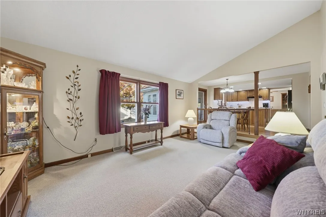 3540 Heatherwood Drive, Hamburg, New York 14075, Hamburg, New York 14075, 3 Bedroom Bedrooms, 8 Room Rooms,2 BathroomBathrooms,Residential,For Sale,3540 Heatherwood Drive, Hamburg, New York 14075,0,B1724960