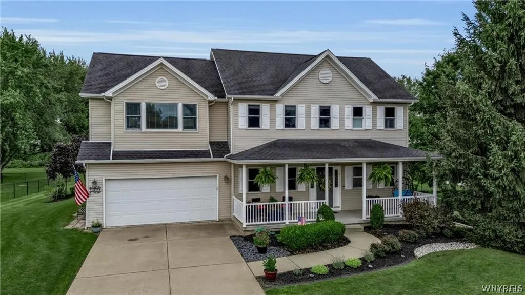 9479 Boxwood Drive, Clarence, New York 14032, Clarence, New York 14032, 4 Bedroom Bedrooms, 7 Room Rooms,2 BathroomBathrooms,Residential,For Sale,9479 Boxwood Drive, Clarence, New York 14032,0,B1725074