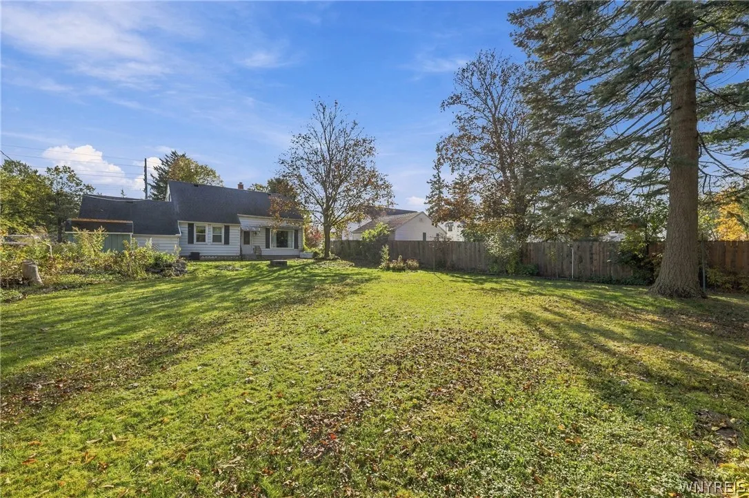 4248 Shimerville Road, Clarence, New York 14031, Clarence, New York 14031, 3 Bedroom Bedrooms, 6 Room Rooms,1 BathroomBathrooms,Residential,For Sale,4248 Shimerville Road, Clarence, New York 14031,0,B1725071