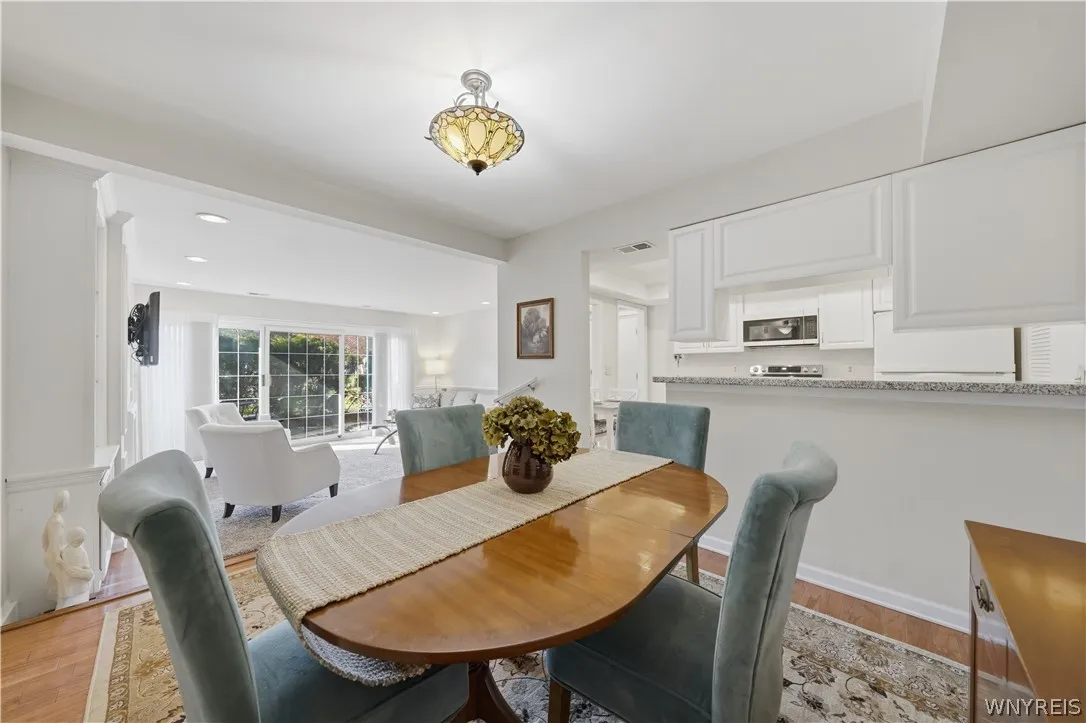 Formal dining room