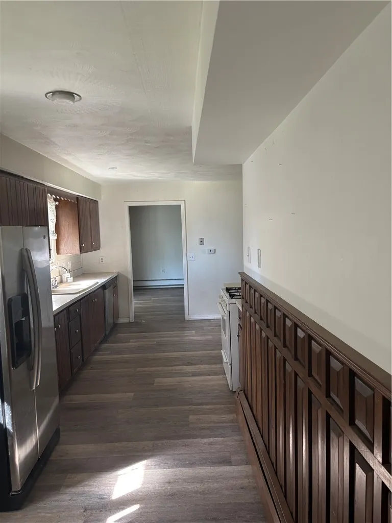 113 River Street, Hornell, New York 14843, Hornell, New York 14843, 2 Bedroom Bedrooms, 6 Room Rooms,1 BathroomBathrooms,Residential,For Sale,113 River Street, Hornell, New York 14843,0,R1724651